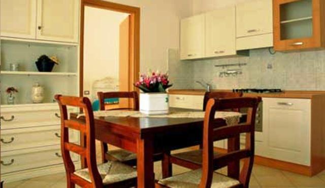 Residence Bizzoni Терні Екстер'єр фото